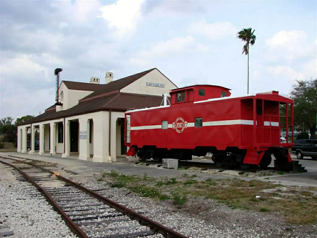 en:Old Lake Placid Atlantic Coast Line Railroad Depot, en:Lake Placid, Florida. March 1, 2007.