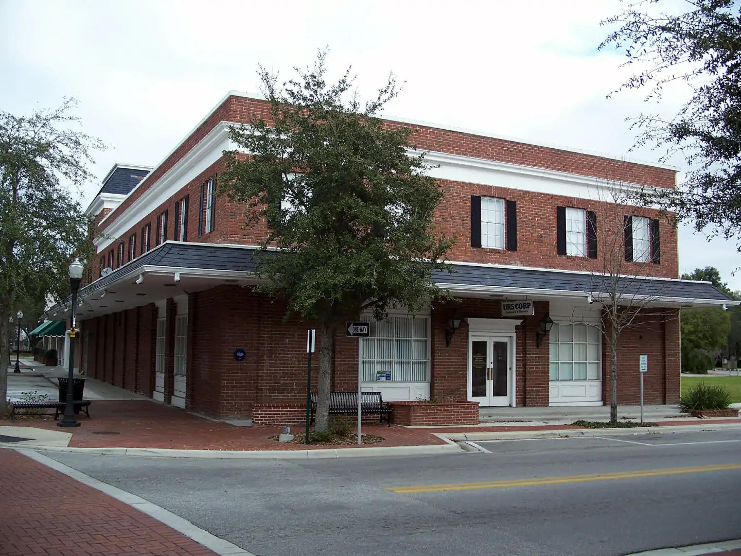 Bartow, Florida: Bartow Downtown Commercial District: Stuart building.
